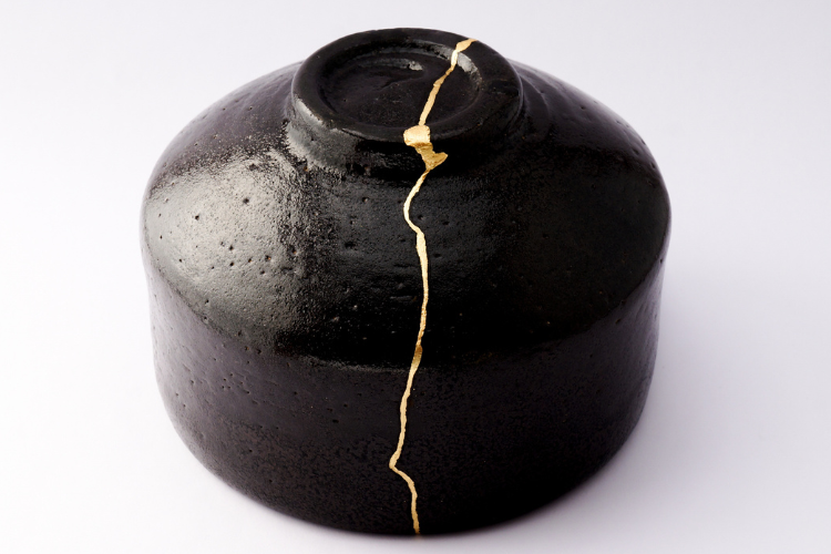 Japanese kintsugi bowl
